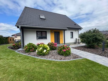 Musterhaus Bad Belzig Eingang Strassenansicht